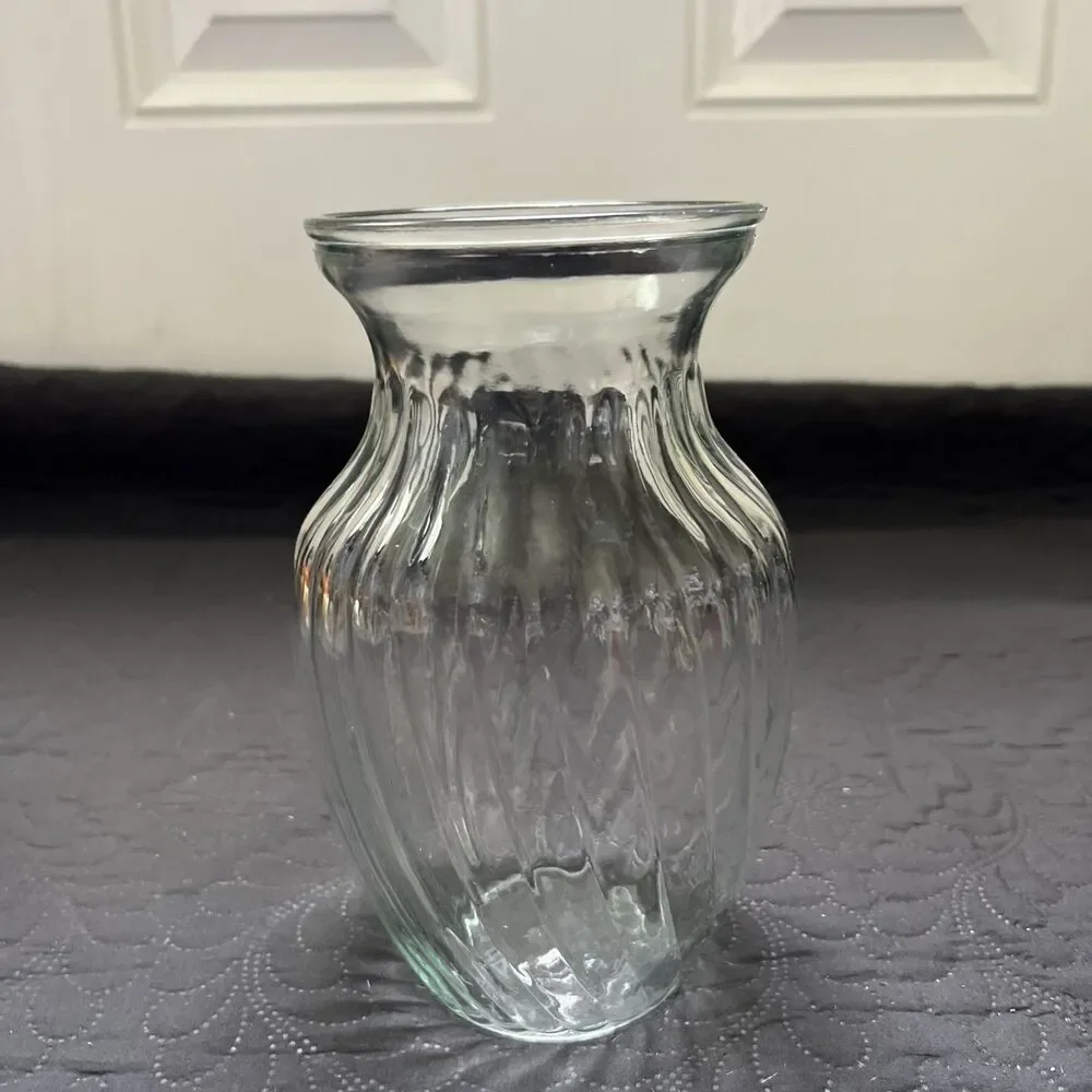Indiana Glass Swirl Illusion Vase Vintage Art Decor Glassware Urn 8